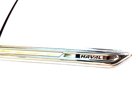 H6 - Fender Trim Set - 1023