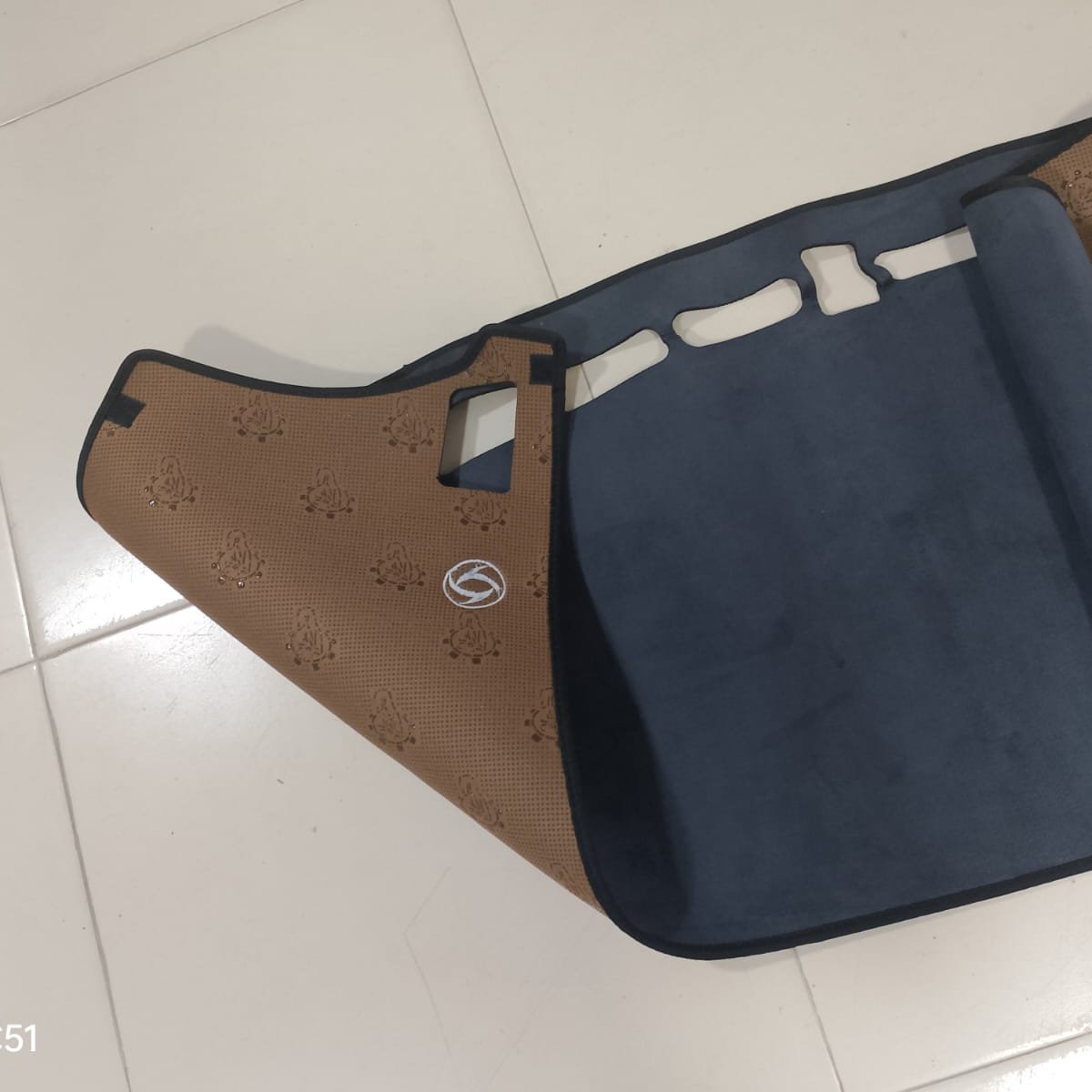 580 EE - Dashmat - 1126