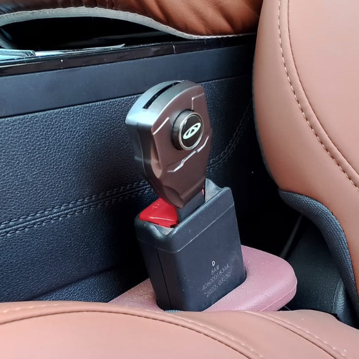 Universal - Seat Belt Extender Black Iron Men - 1196