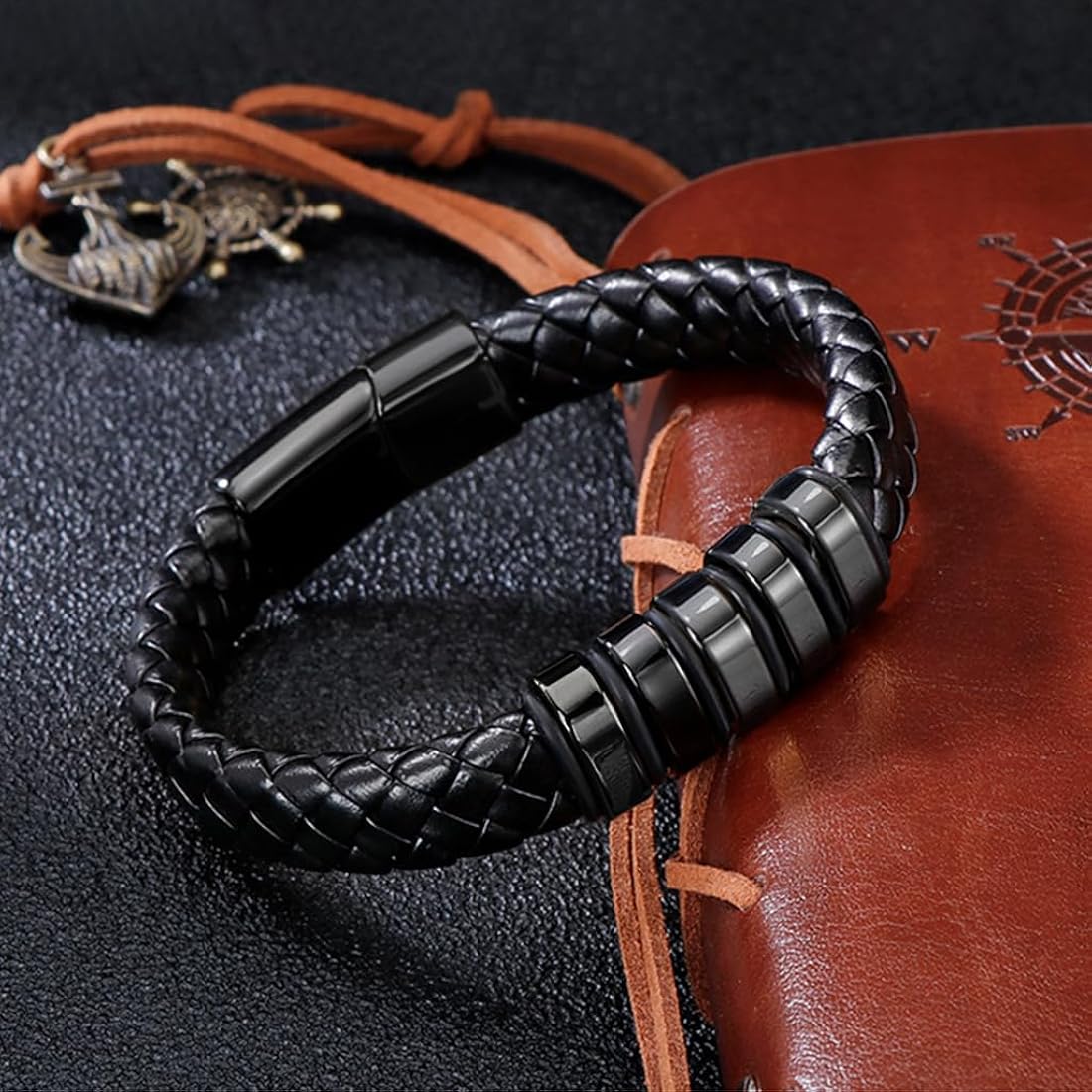 Universal - Bracelet Charging Cable With SD Card - 243