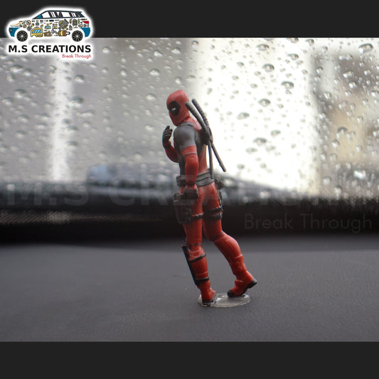 Universal - Deadpool Standing - 396