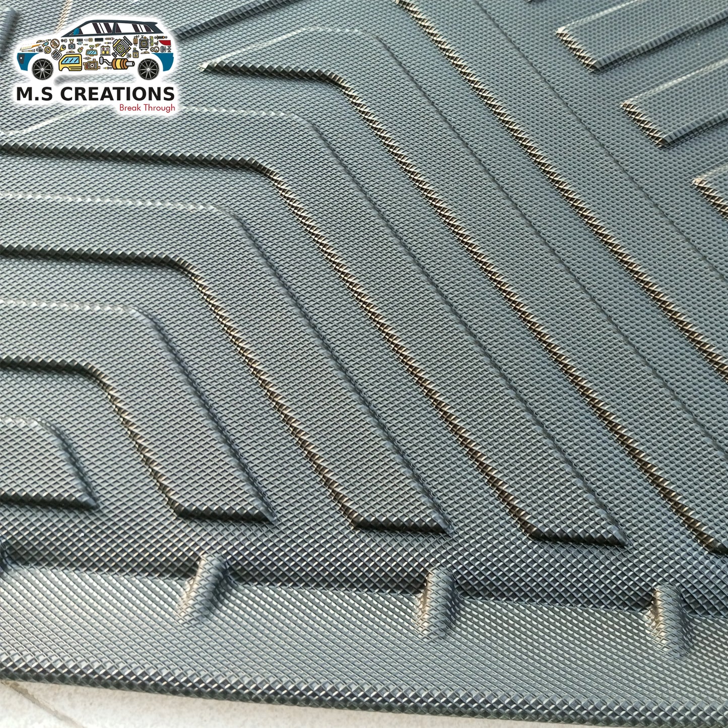 Tiggo  4 - Trunk Tray TPE - 482