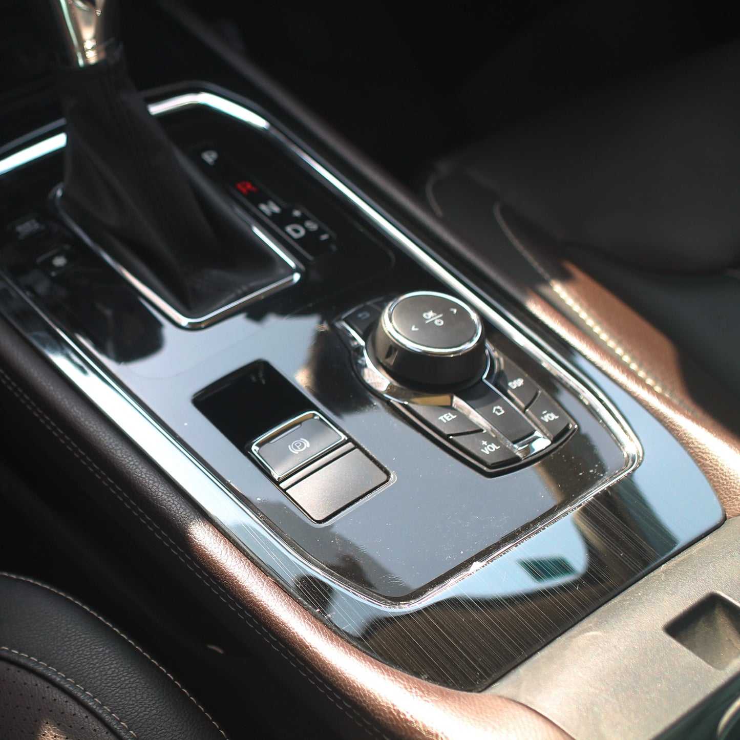 580pro - Center Console Frame - 53