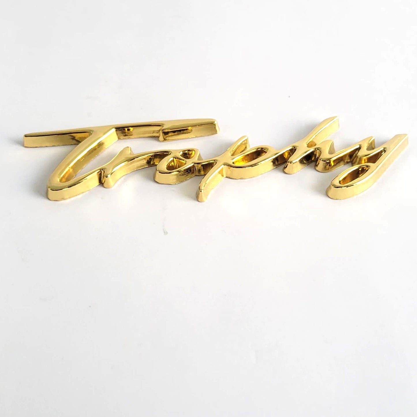 HS - Trophy Logo - 561