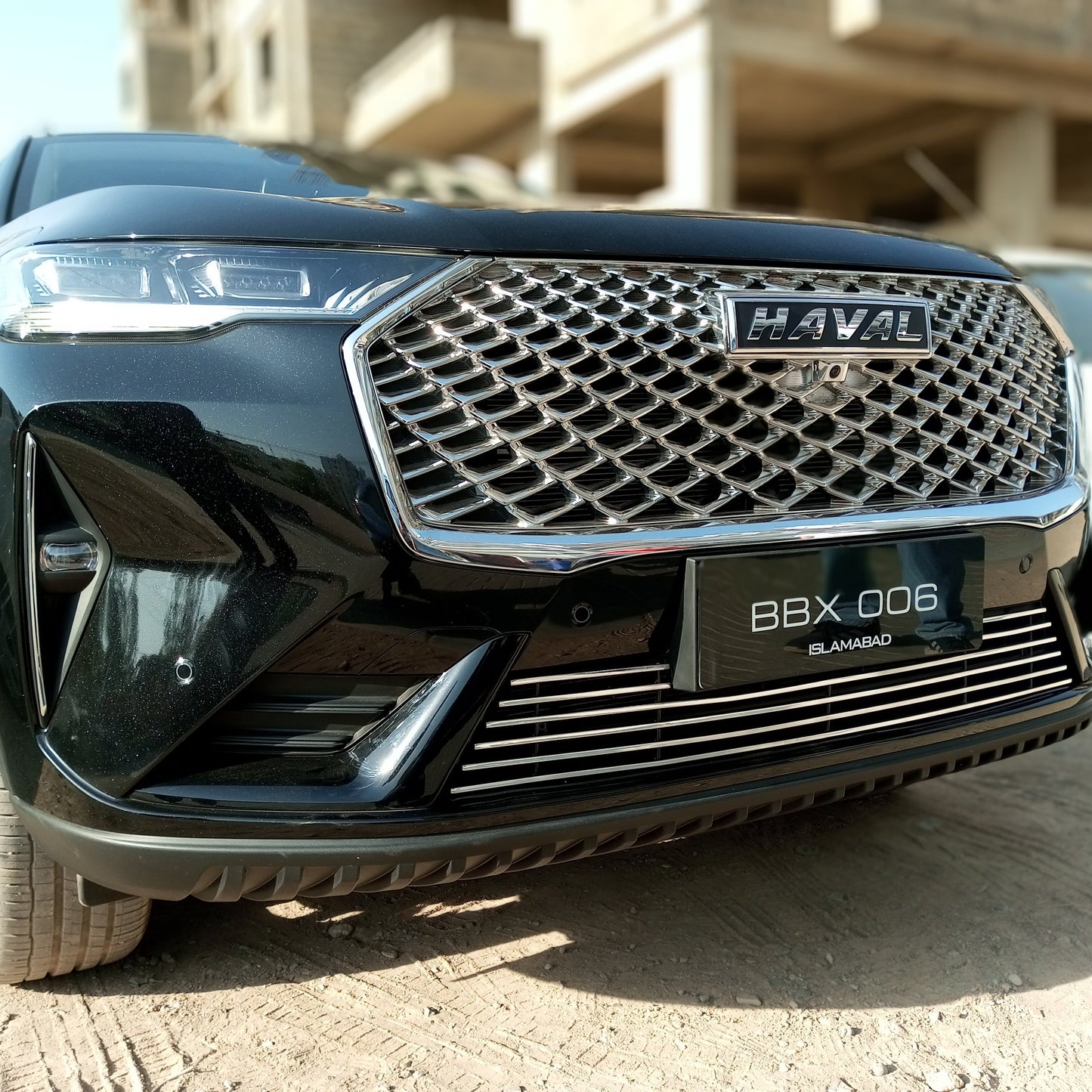 H6 - Front Bumper Grill - 805