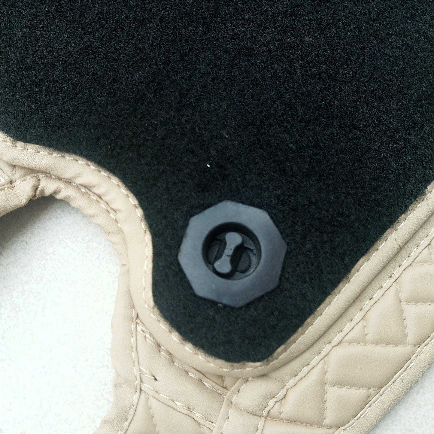 Oshan x7 - 9D Floor Mat With Carpet - 5 Seats - 832