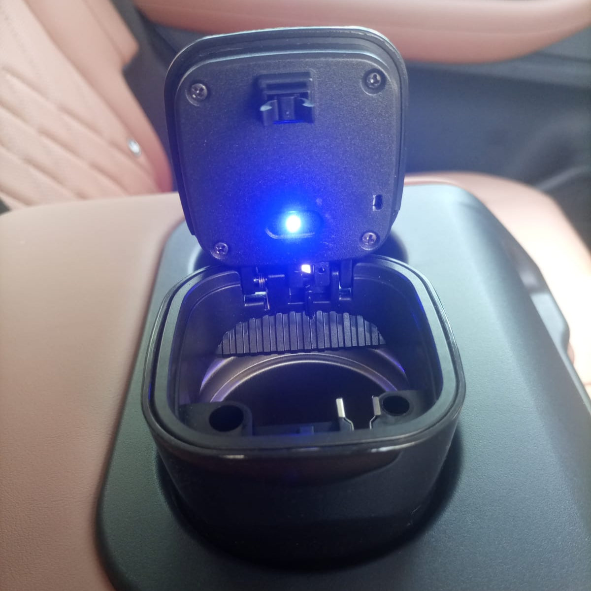 Oshan x7 - Car Ash Glass Square - 919