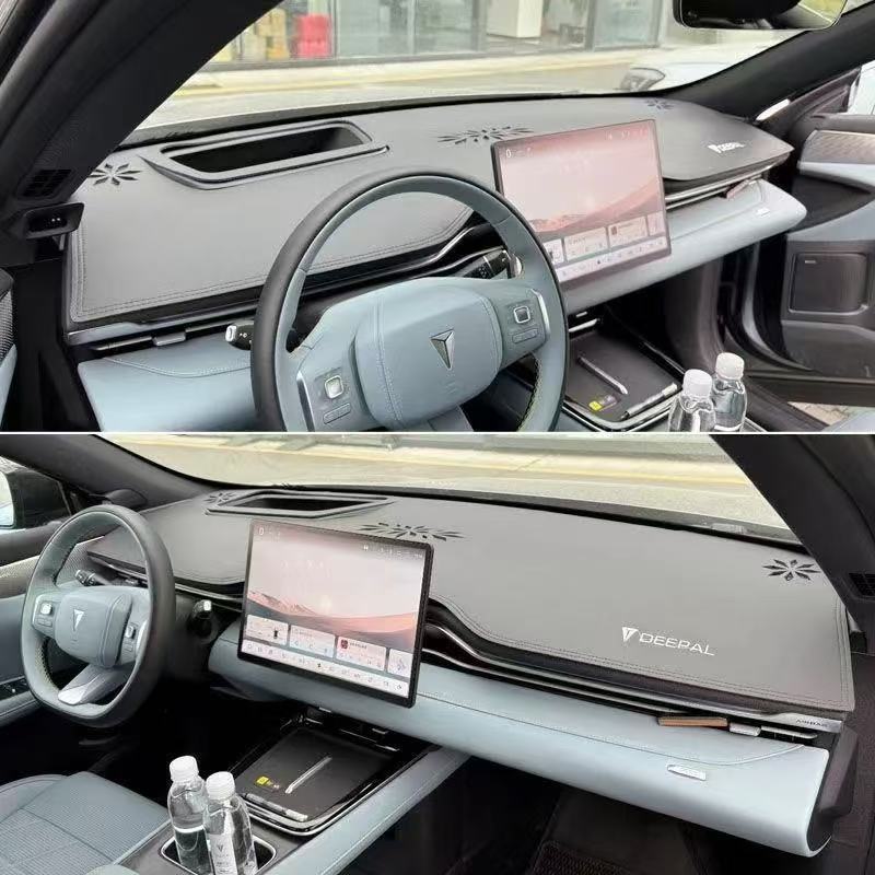 SO5 - Dashboard Mat - 1373