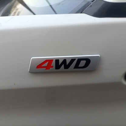 Universal - Metal Logo 4WD - 1005