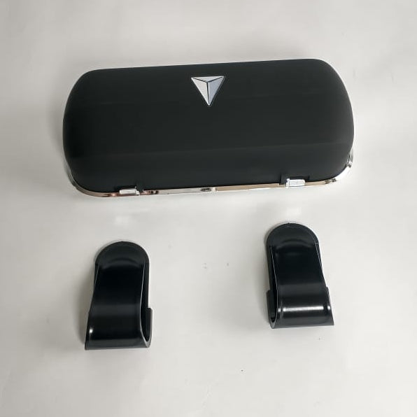 Deepal - Sunglass Holder - 1314