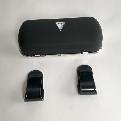 Deepal - Sunglass Holder - 1314