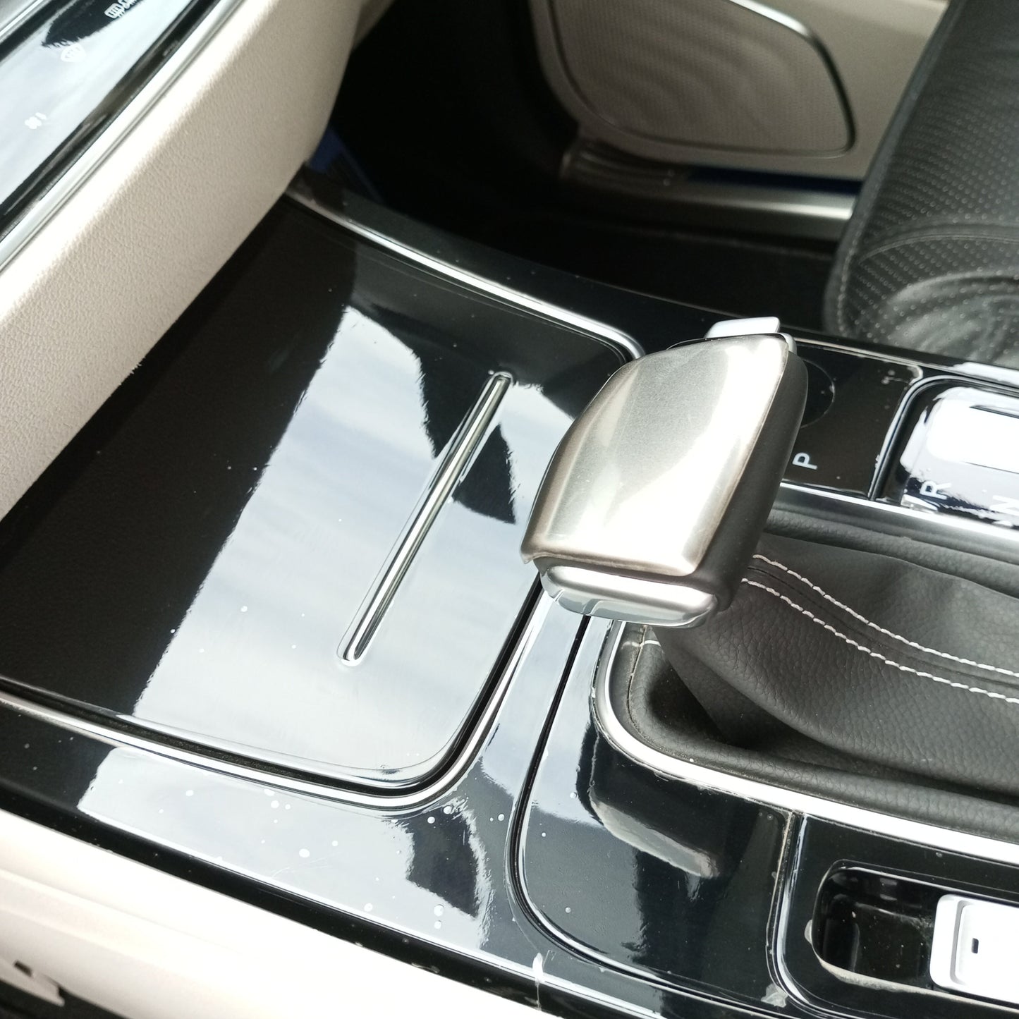 Oshan x7 - Gear Lever Trim - 139