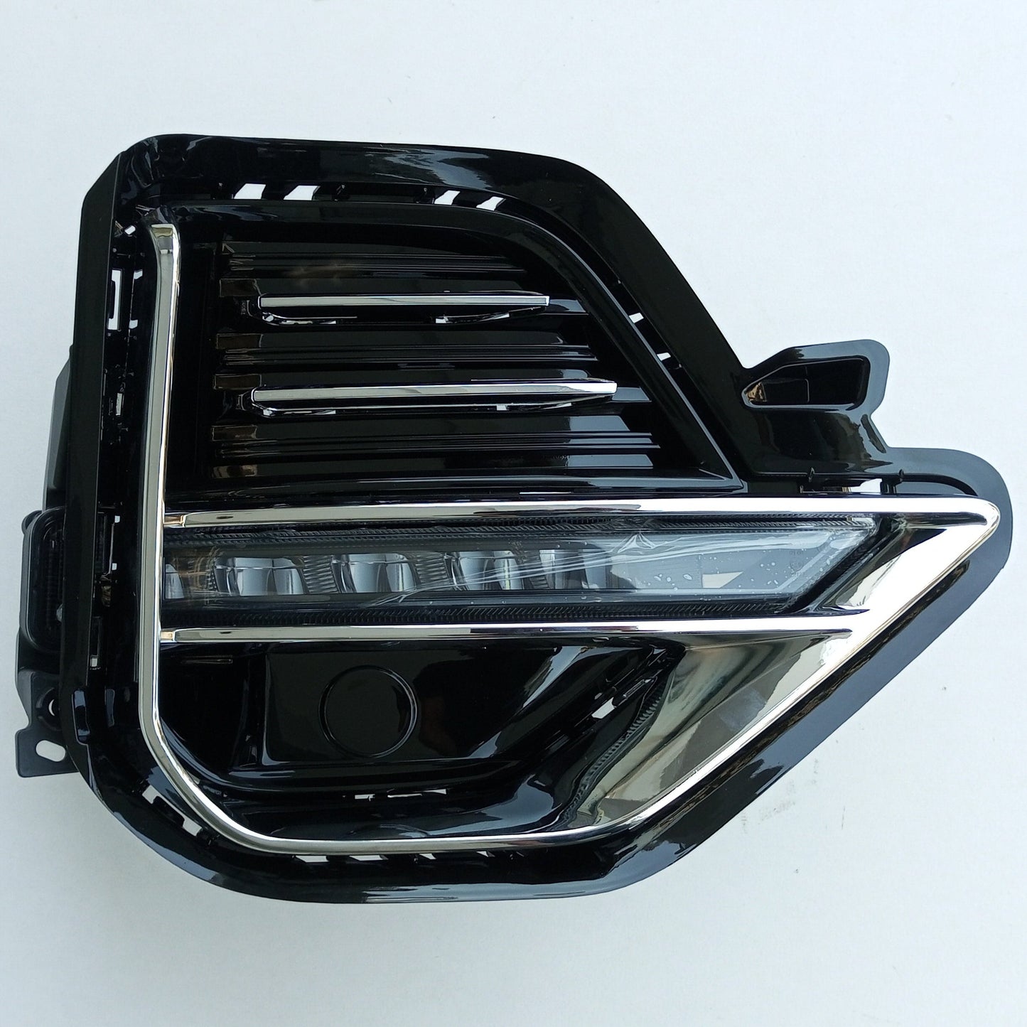 Tiggo 8 - Front Bumper Fog Light - 825