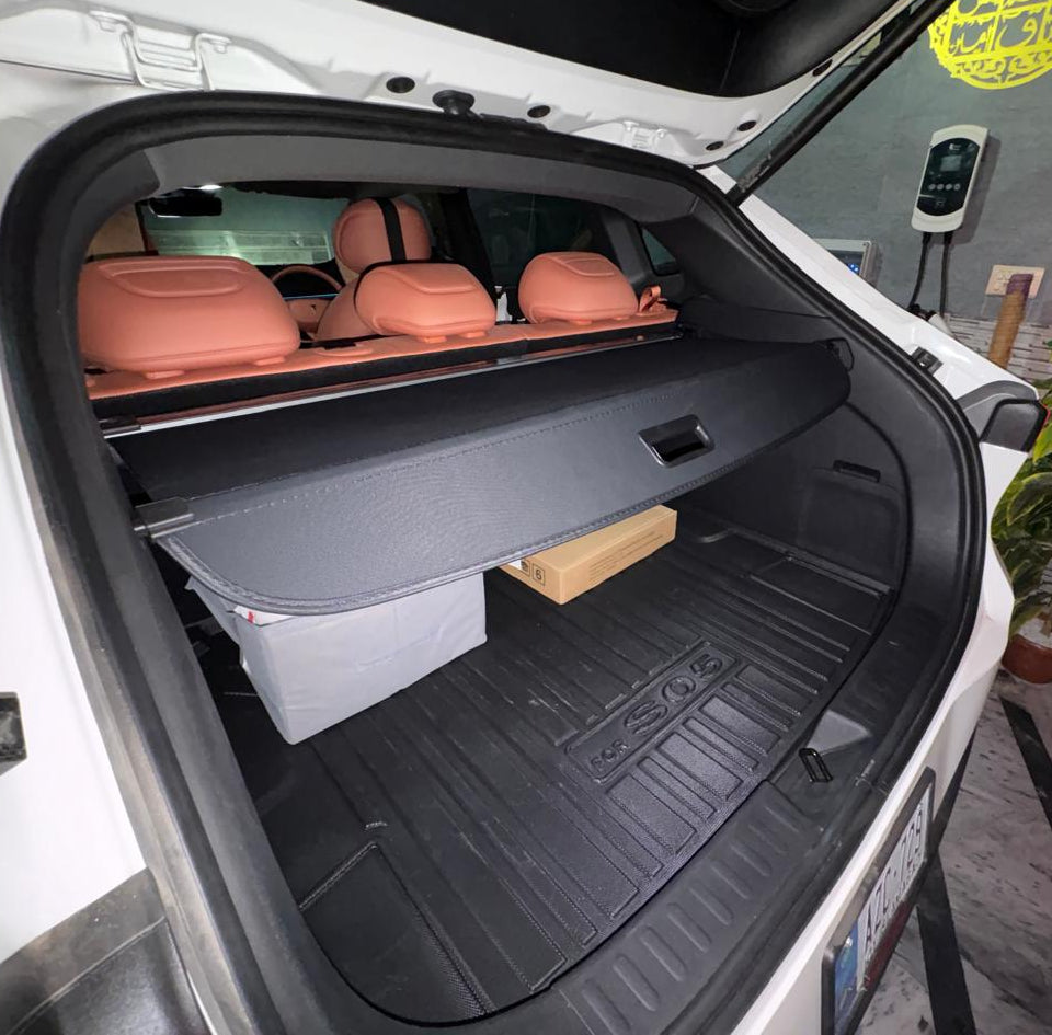 SO5 - Trunk Divider Black - 1347